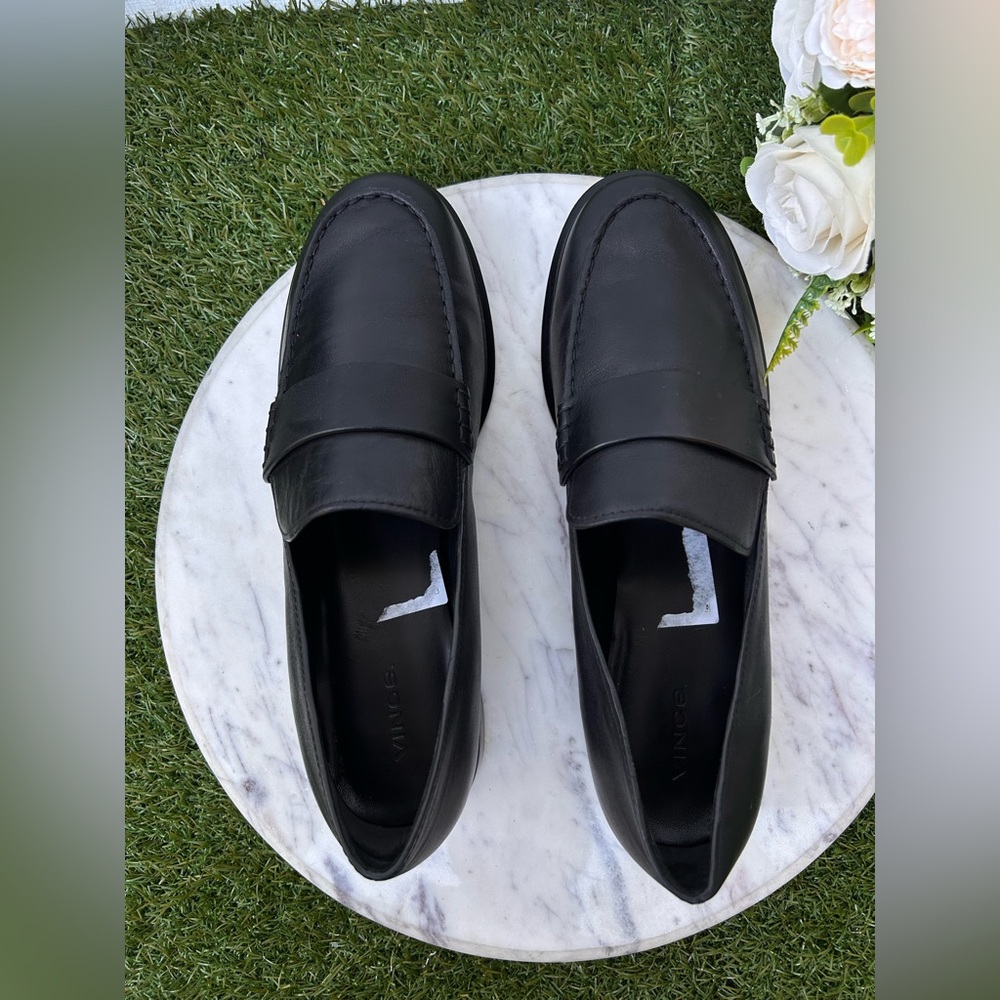 Vince Nelli Leather Loafer in
Black women size 9.5 gently used - Picture 14 of 17